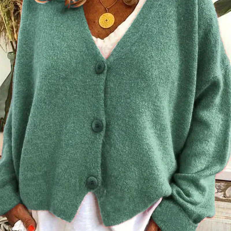 Birgit | Damen Freizeit-Strickjacke mit V-Ausschnitt und Knöpfen