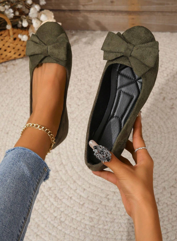 Helga | Bequeme Damen Slipper mit Schleifendetail