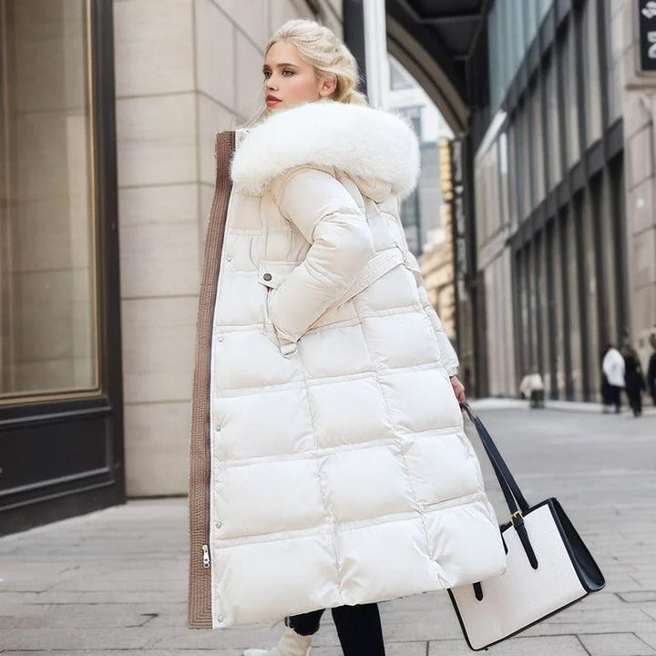 Karin | Damen Schicker Steppmantel mit Gürtel und Kapuze