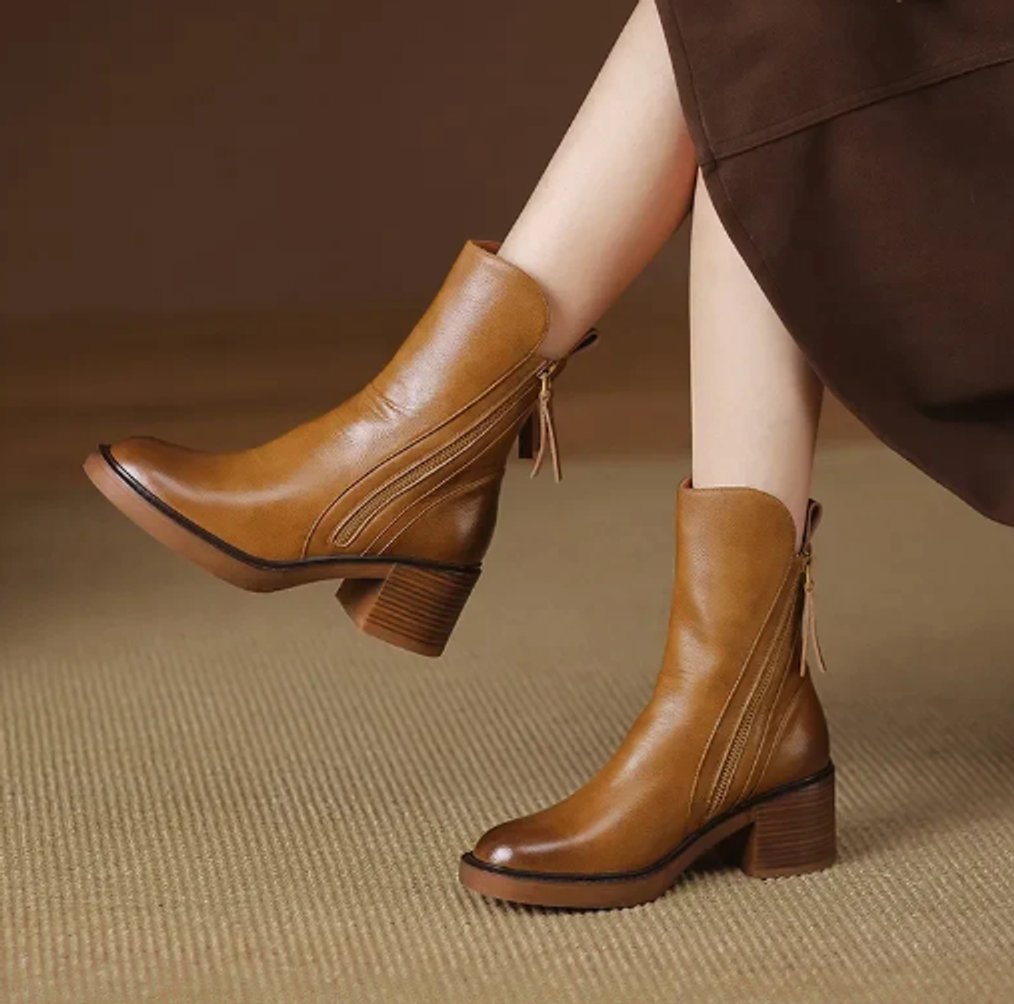 Damen Ankle Boots aus Leder mit Blockabsatz und Reißverschluss - Braun