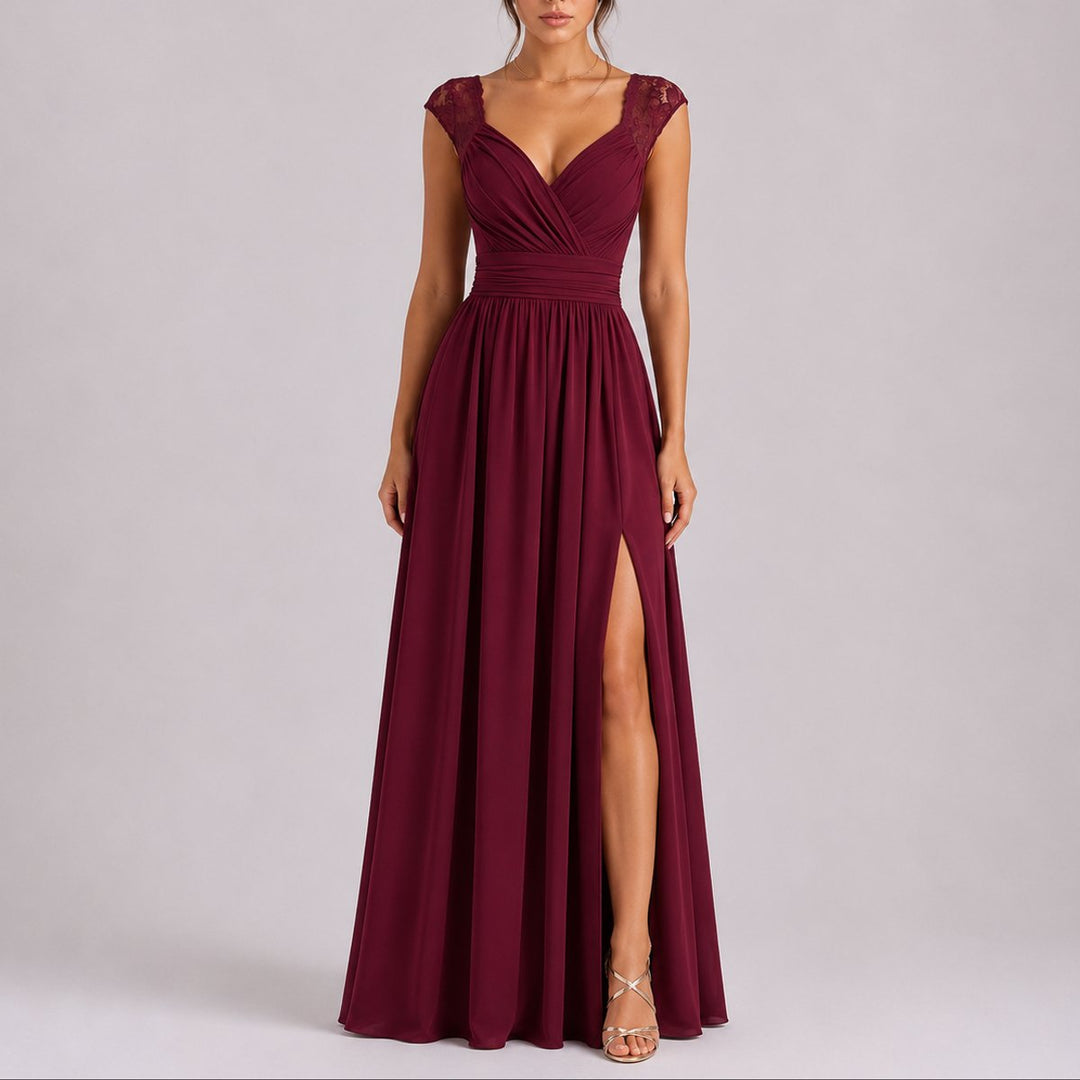 Damen Elegantes Spitzendetail Maxi Kleid als Fall Wedding Guest Dress - Red Carpet