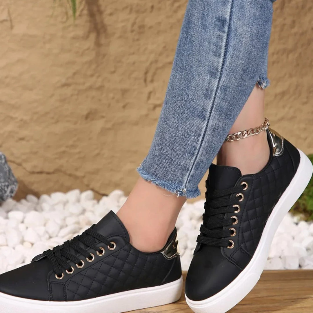 Damen Gesteppte Schnür-Sneaker mit Golddetails Flache Plateausohle - Schwarz