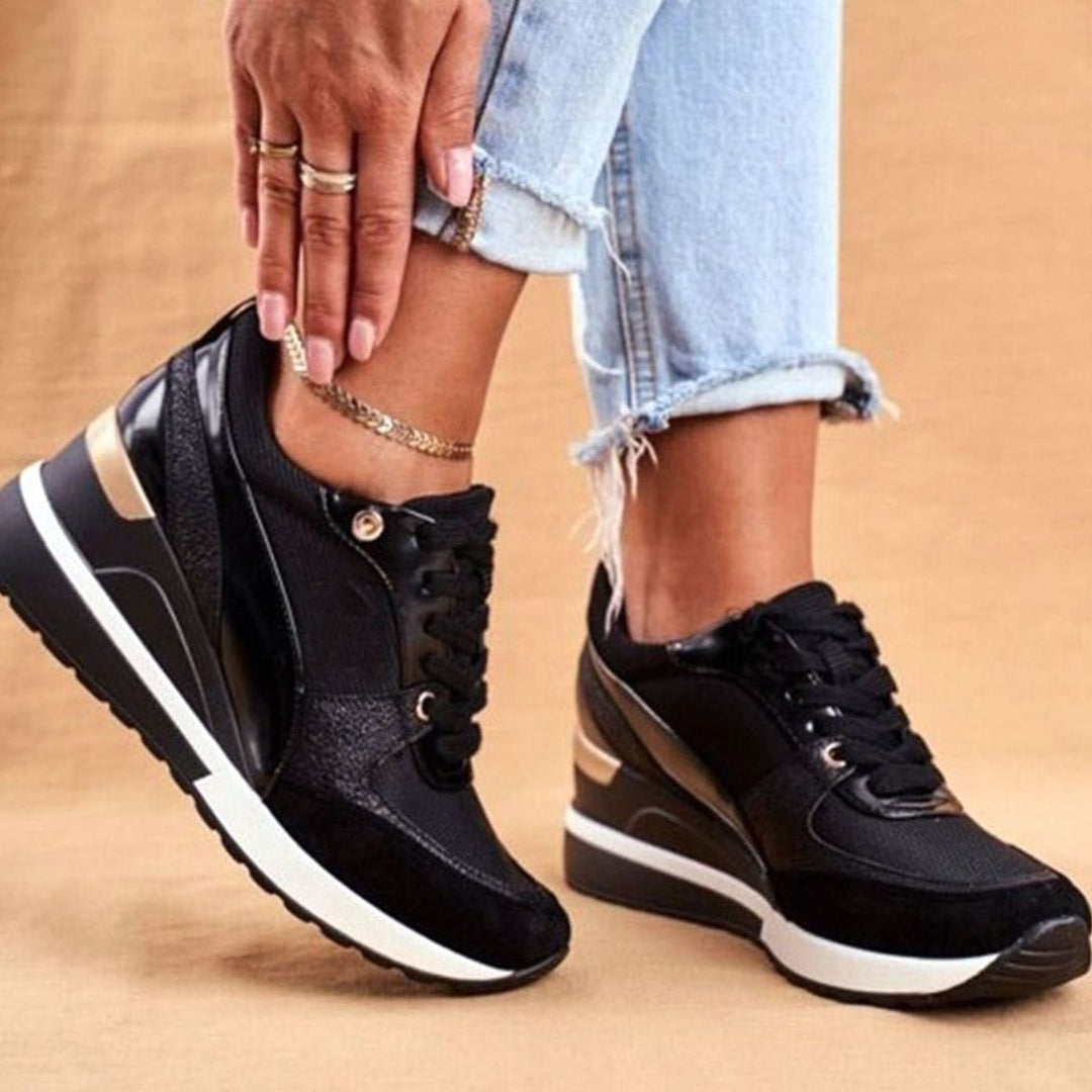 Damen Keilabsatz-Sneaker Schnürer Metallic-Detail Streetwear - Schwarz