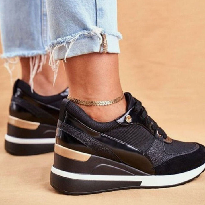 Damen Keilabsatz-Sneaker Schnürer Metallic-Detail Streetwear