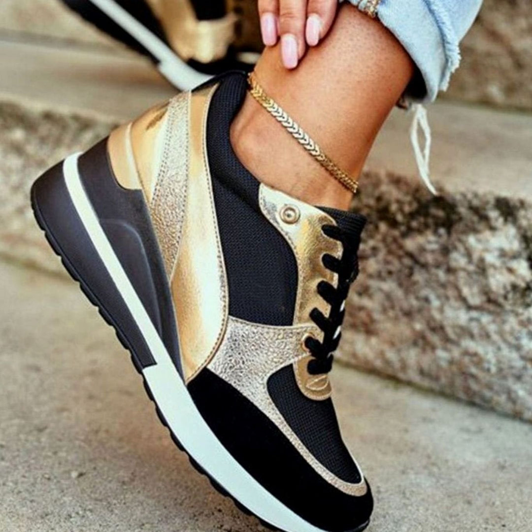 Damen Keilabsatz-Sneaker Schnürer Metallic-Detail Streetwear