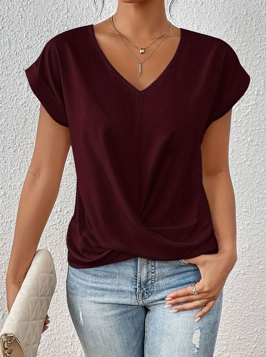 Damen Kurzarm-Bluse mit V-Ausschnitt und Twist-Detail für den Alltag - Burgund