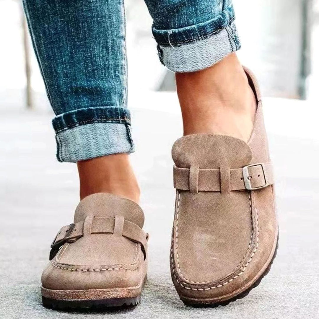 Damen Lässige Slipper mit Schnalle Wildleder-Optik Korkfußbett - Beige