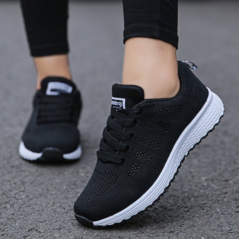 Damen Orthopädische Atmungsaktive Schnürsneaker mit Weiter Zehenbox - Black
