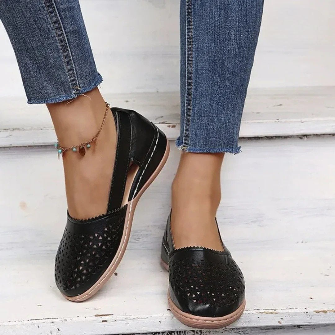 Damen Orthopädische Slip-On Schuhe Gelocht - Black