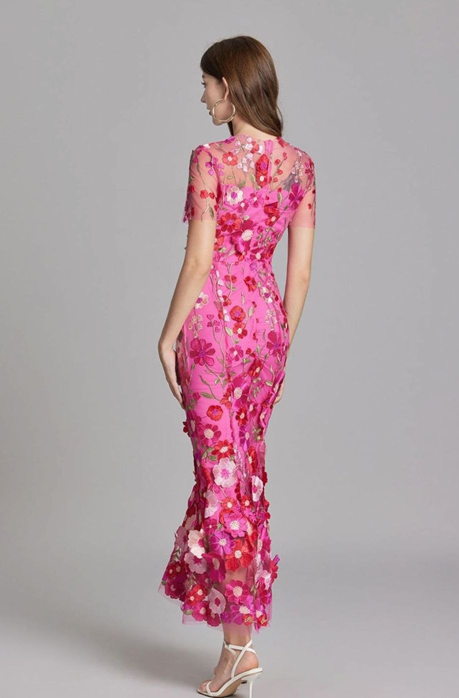 Damen Transparentes Maxikleid mit Blumenstickerei Figurbetonter Schnitt
