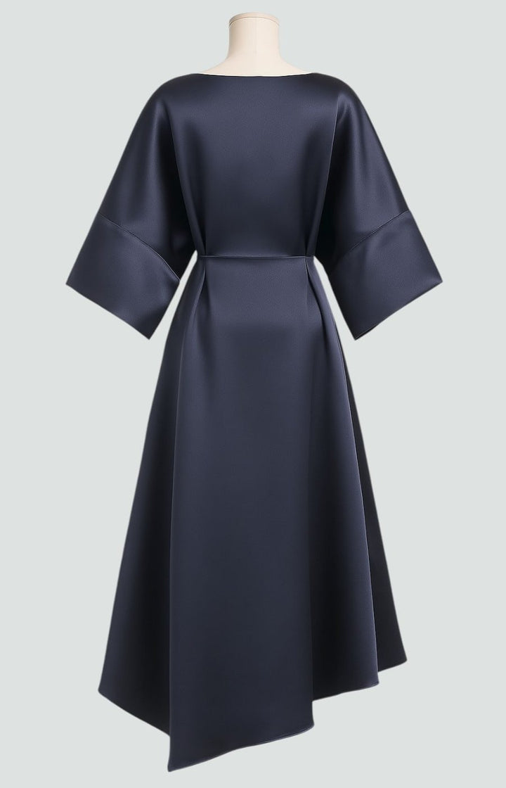 Elegantes Abendkleid mit Brosche Langarm