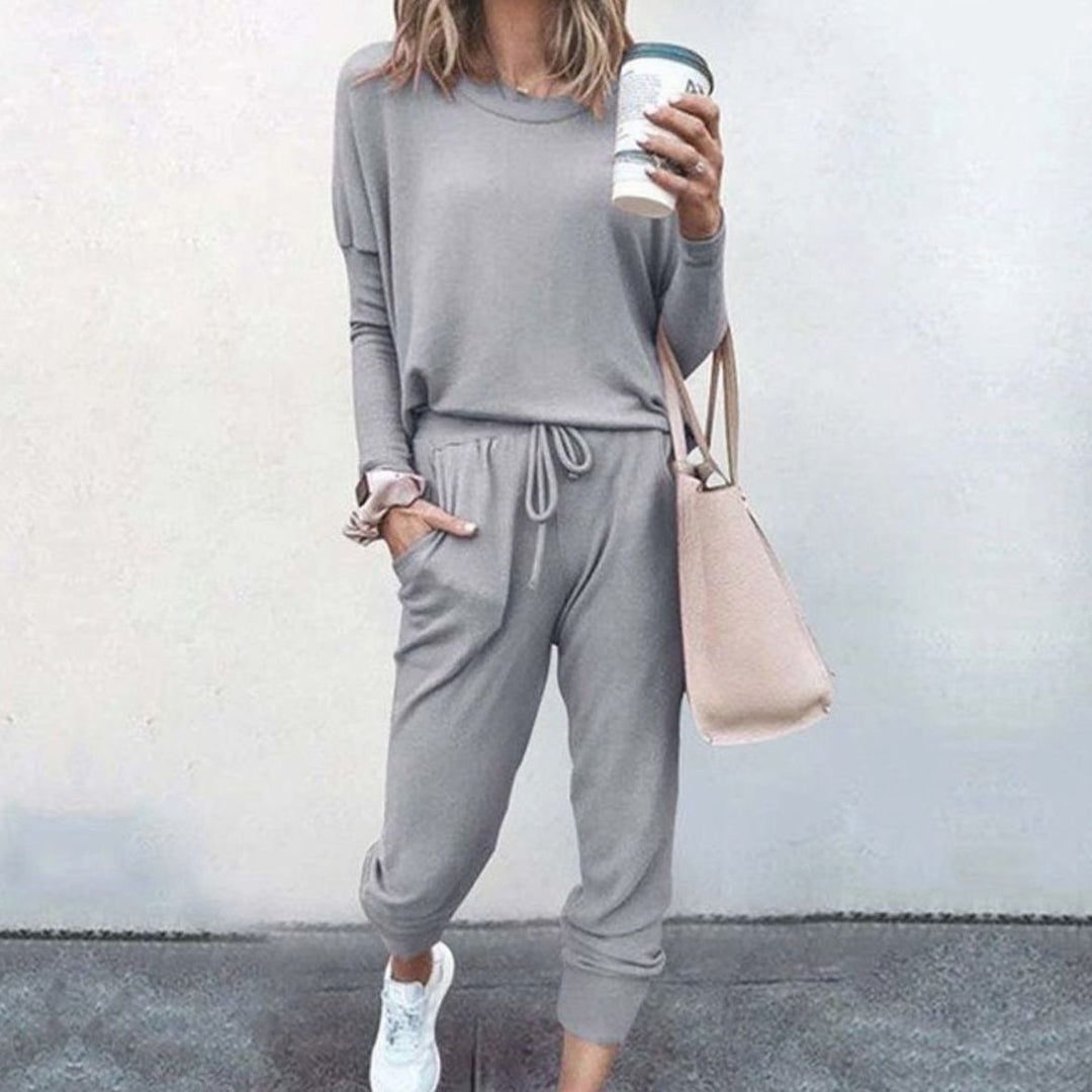 Lässiges Lounge Set für Damen mit Rundhals Langarmshirt Jogginghose - Grau