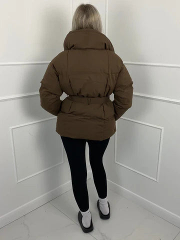 Nadine | Winter-Steppmantel für Damen mit Gürtel